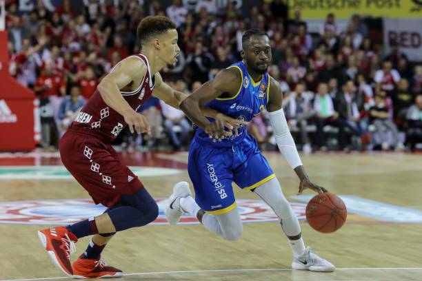 应和差别待 应和差别待