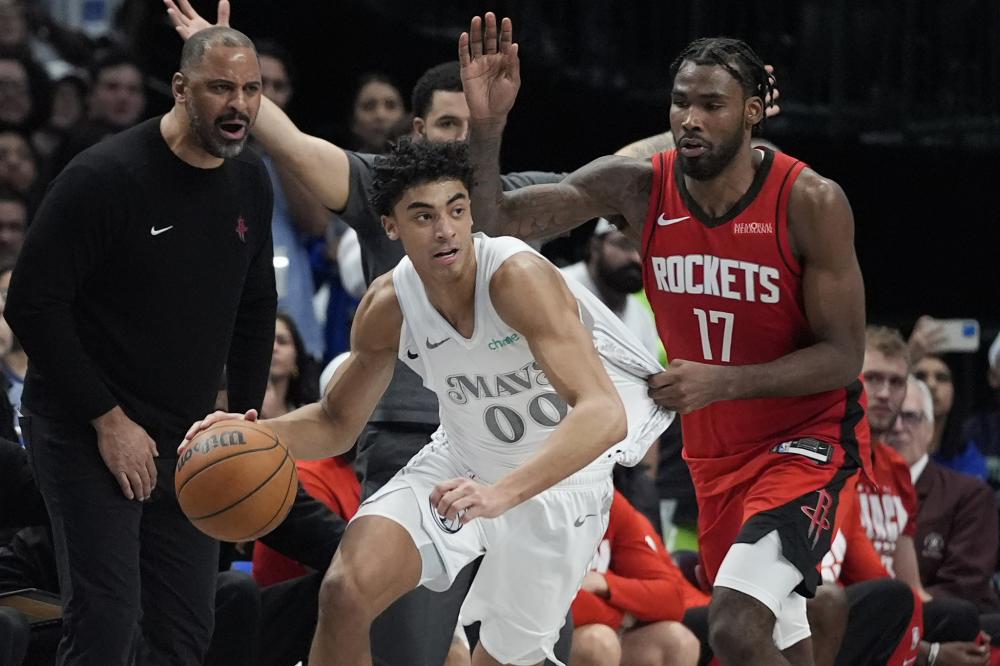 鼓励前锋在 鼓励前锋在